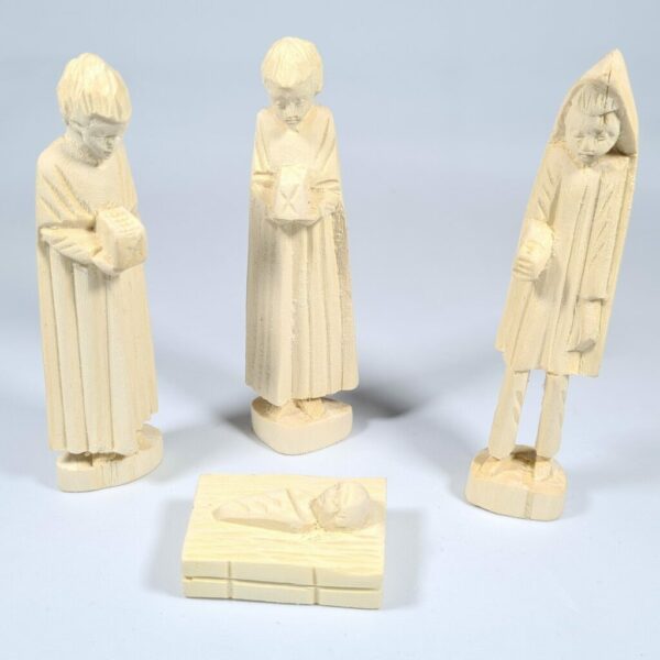 Statuettes bois pin Natalité pour Crèche de Noel