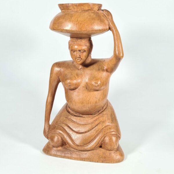 Statuette femme assise en bois de palissandre